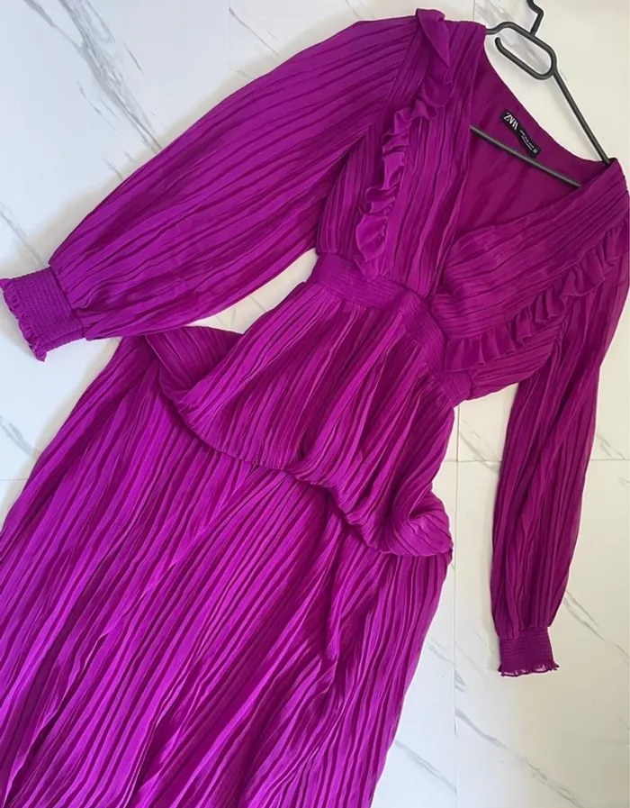 Robe midi plissé Zara taille XS - photo numéro 7
