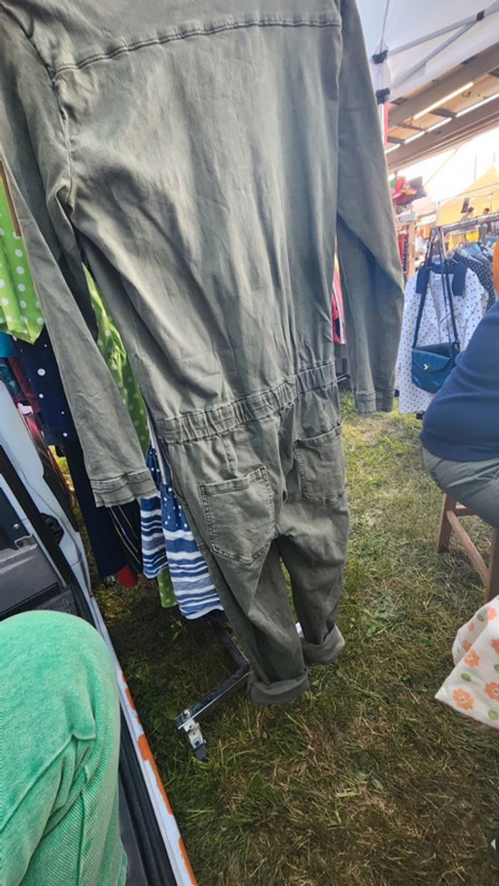 Superbe combi overall en coton kaki taille 38 - photo numéro 6