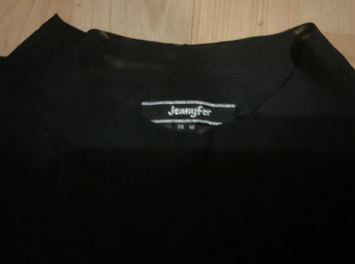 Robe noire - photo numéro 3