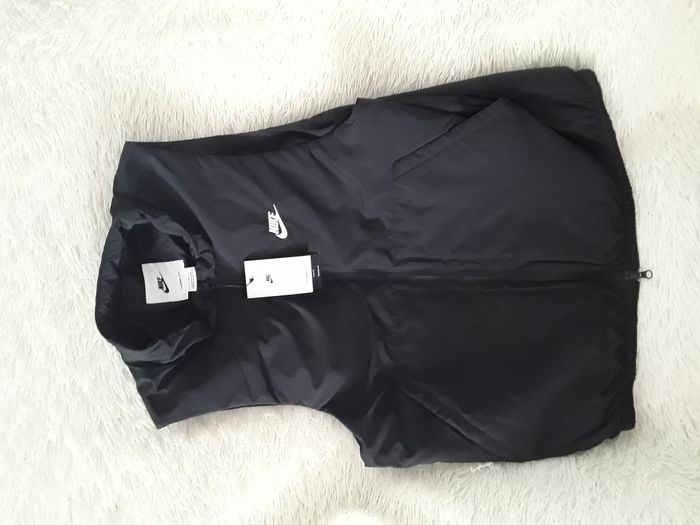 VESTE NIKE NEUF TAILLE L - photo numéro 10