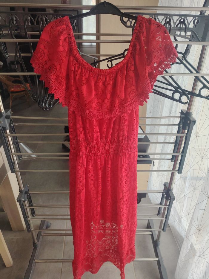 Robe dentelle rouge taille unique - photo numéro 2
