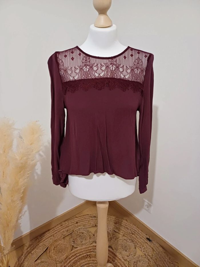 Blouse violette/bordeaux avec dentelle Collection IRL taille S 36 - photo numéro 2