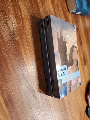 Lot de 2 livres : Aradia 1 et 2