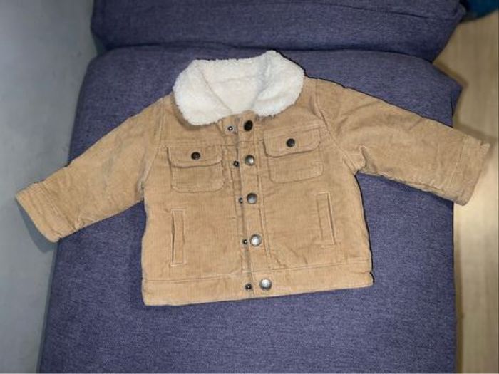 Veste en velours côtelé beige