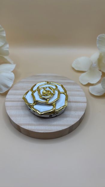 Porte-sac de poche fleur rose neuf idéal pour être tendance et stylé lors de vos sorties