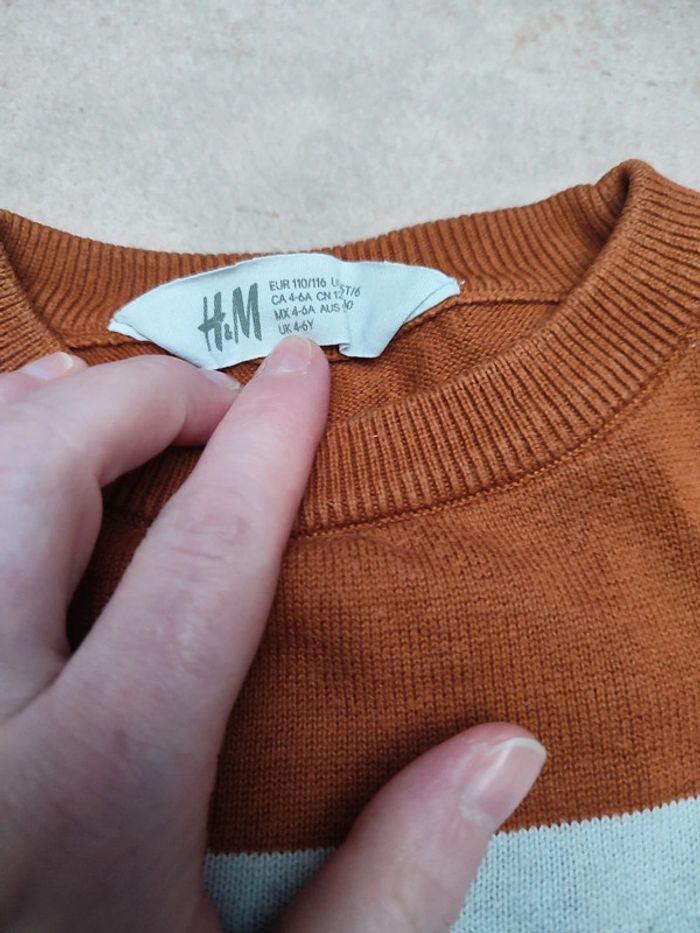 Pull marron rayé blanc et marine - photo numéro 2