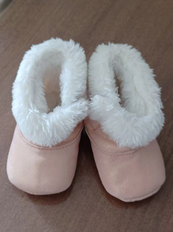 Bottines fourrées taille 18