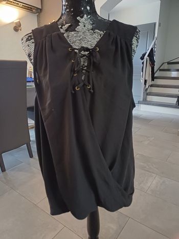 Blouse sans manche noire
