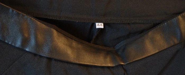 Pantalon noir élégant - photo numéro 2