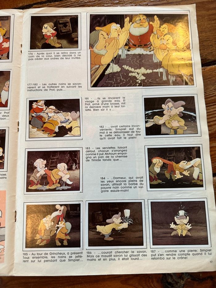 Grand album figurines Panini ancien vintage Disney Blanche Neige et les 7 nains - photo numéro 7