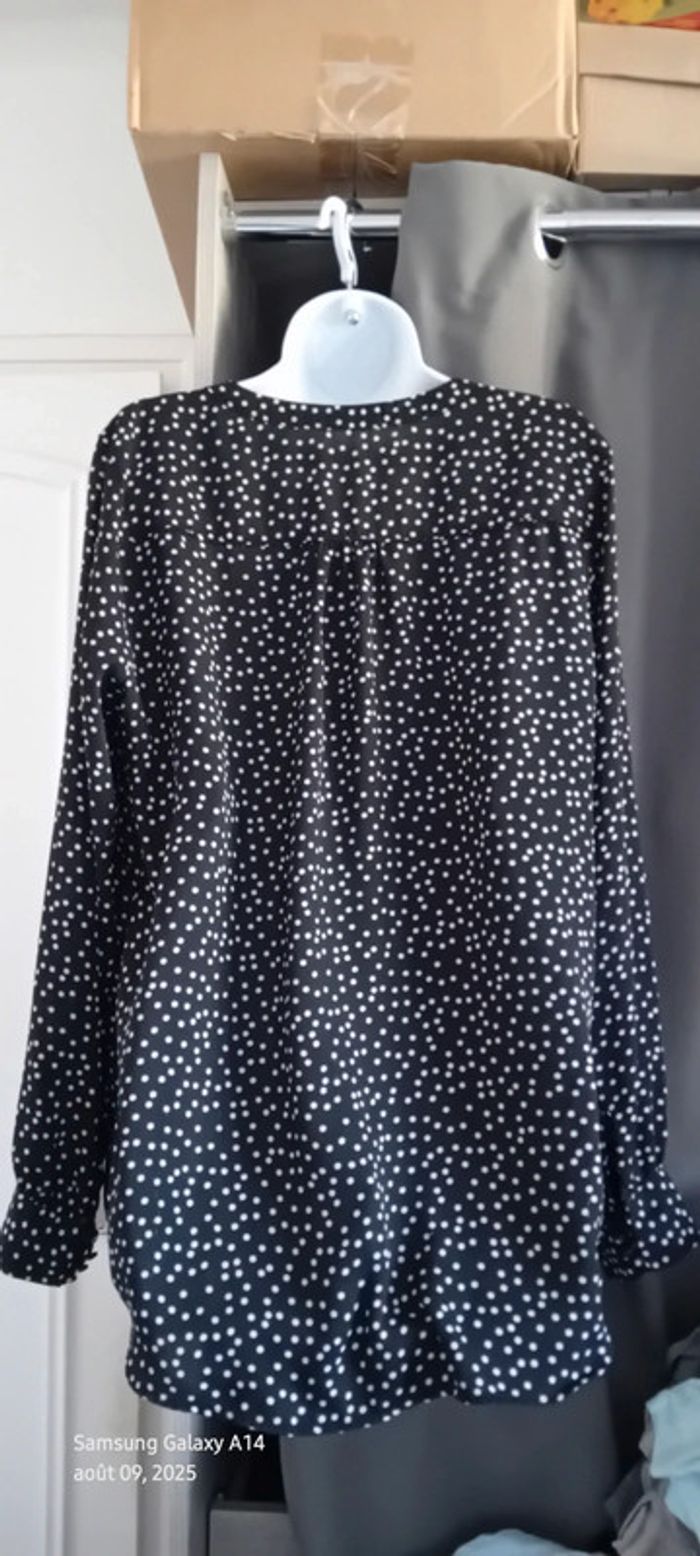Blouse longue fluide col V manches longues à pois noir et blanc femme XL - photo numéro 12