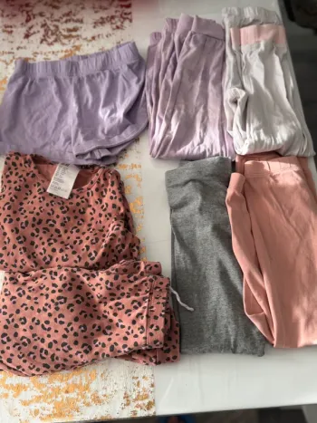 Lot de vêtements filles