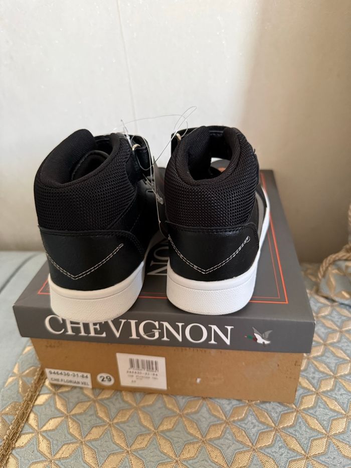 Basket montante Chevignon 29 neuf - photo numéro 6