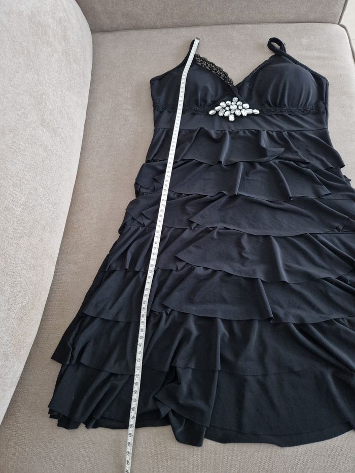 Robe noire à volants Giorgia - photo numéro 10