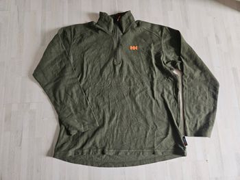 Polaire Helly Hansen kaki pour Homme très bon état taille XXL polyester 
Kaki 100 % polyester