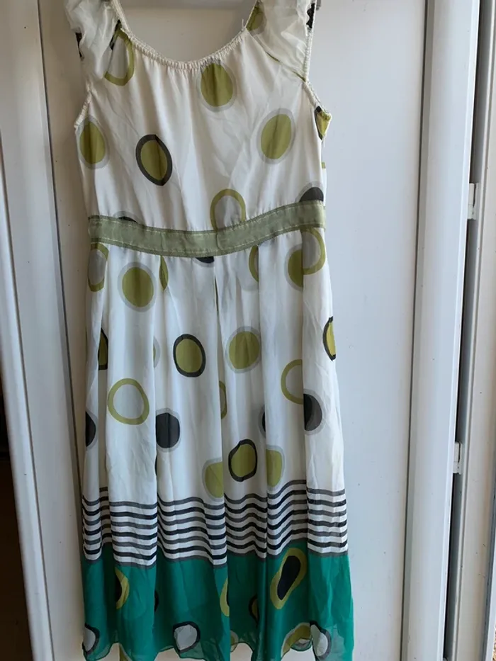 Robe verte - photo numéro 2