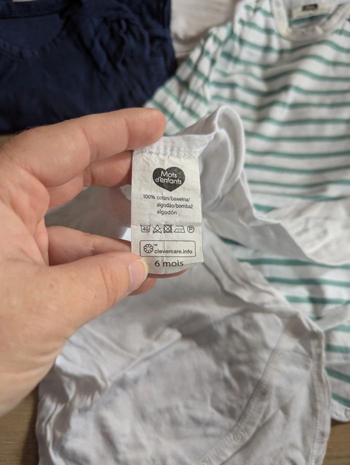 Lot de 8 bodies Mots d'enfants 6 mois - photo numéro 2