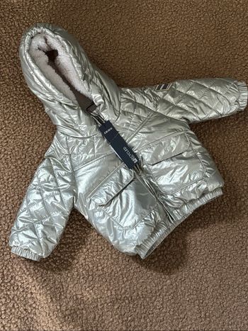 Manteau ikks neuf 6 mois
