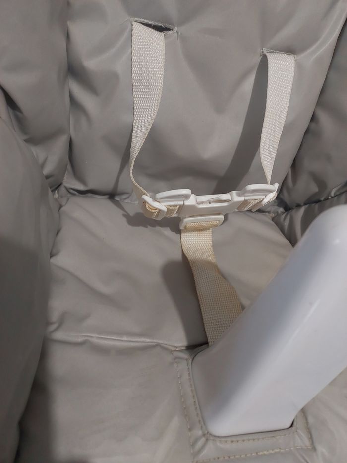 Chaise haute - photo numéro 5