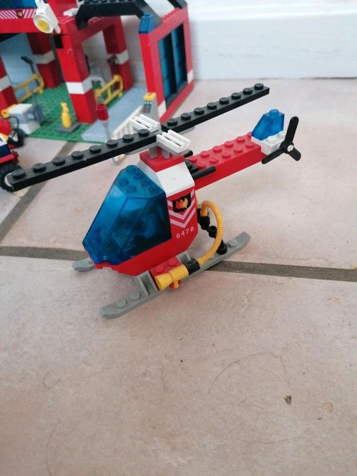 lego 6478 le qg des pompiers - photo numéro 2