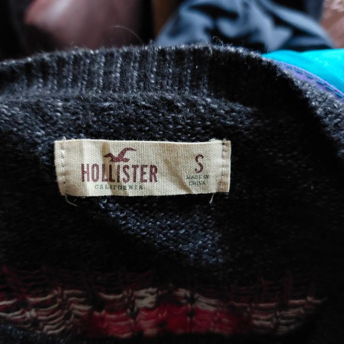 Magnifique pull hollister taille S - photo numéro 6