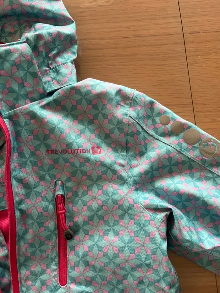 Veste imperméable en bon état - photo numéro 3