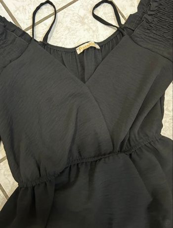 Blouse noire épaules dénudées – Passion – Taille unique - Neuve sans étiquette