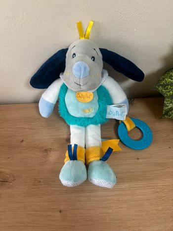 Doudou pantin activité chien pépin bleu vert anneau dentition baby nat