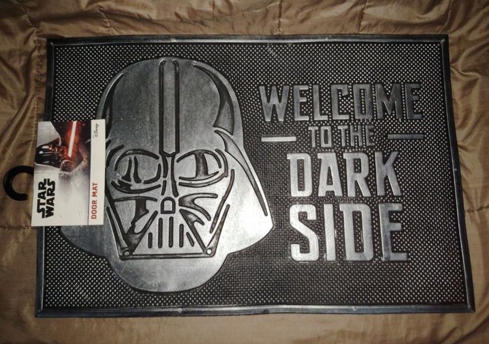 Tapis paillasson star wars dark vador Disney 
Welcome to de dark side