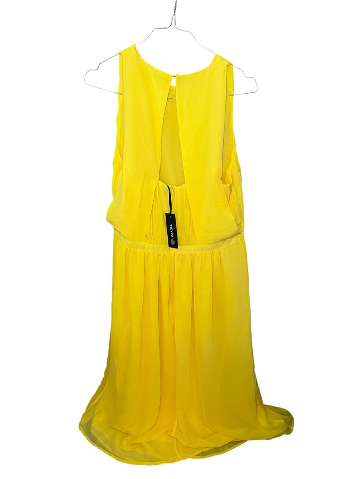 Robe Caroll jaune avec étiquette - 42 - chic casual été - photo numéro 3