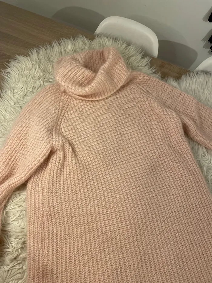 Pull col roulé