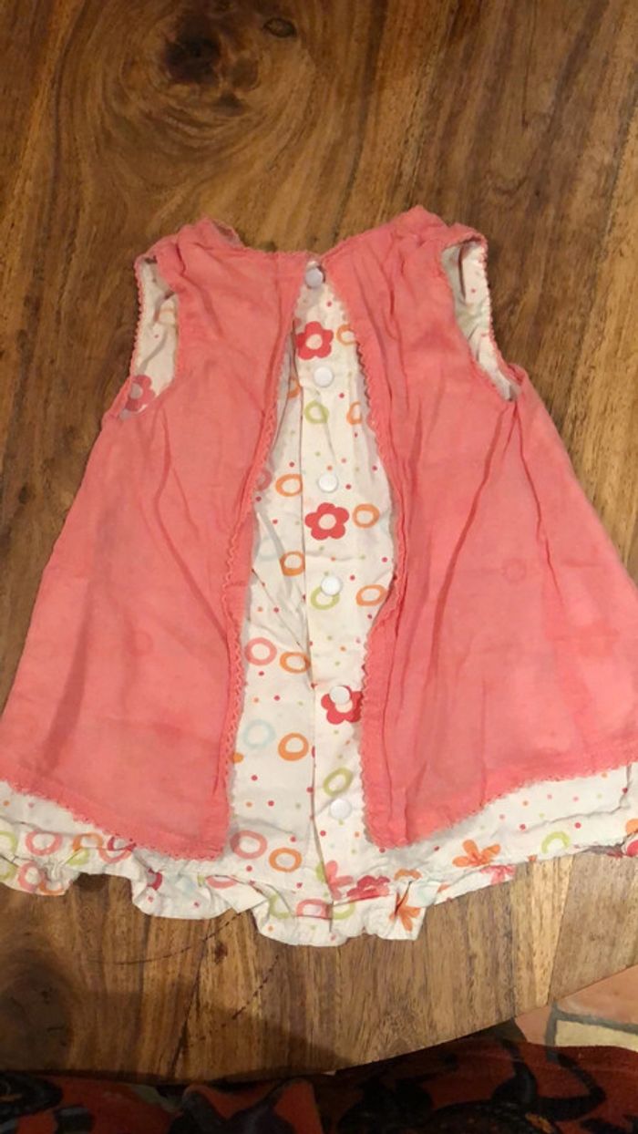 Lot 2 robes 6 mois - photo numéro 4