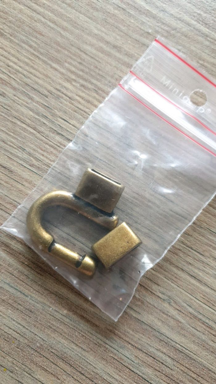 Attache pour bracelet