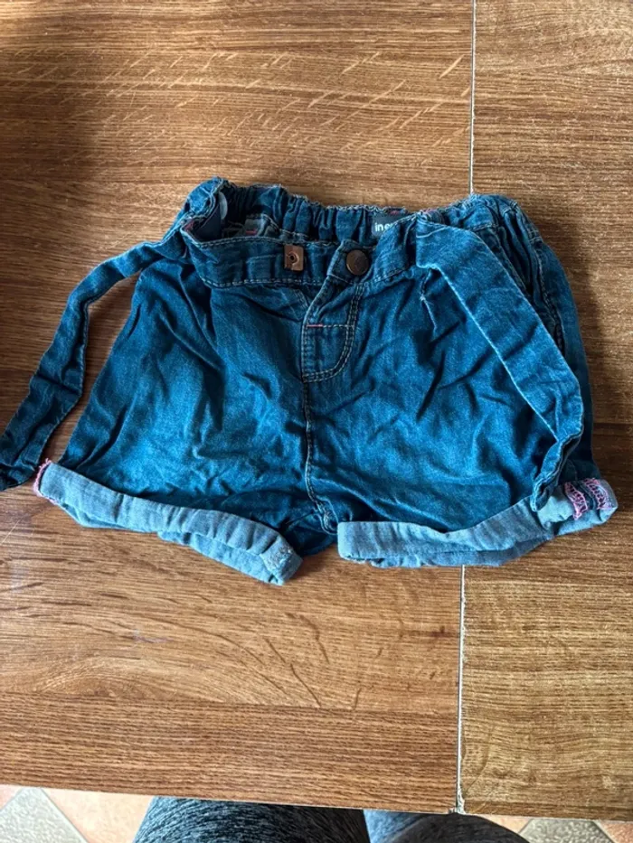 Short fille - photo numéro 2