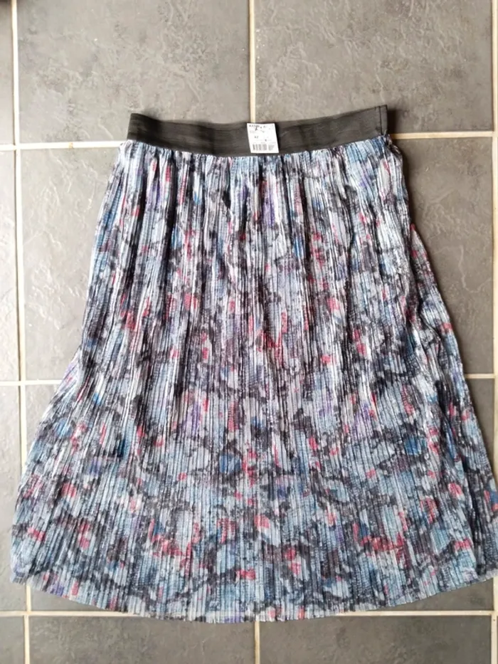 Gros lot de 14 vêtements neufs de marque Kiabi taille 42 - photo numéro 5