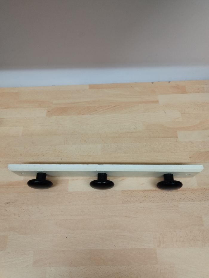 Porte-manteau en bois 3 patères longueur 42 cm - photo numéro 4