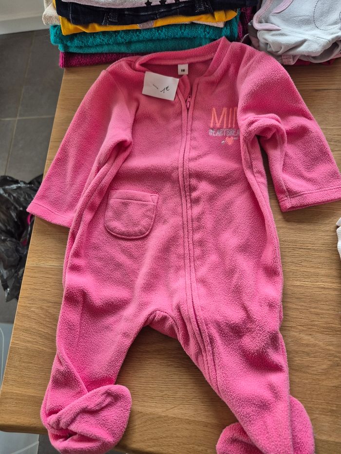 2 pyjamas - photo numéro 3