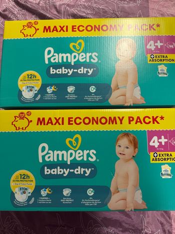 Deux cartons de couches Pampers taille 4 plus