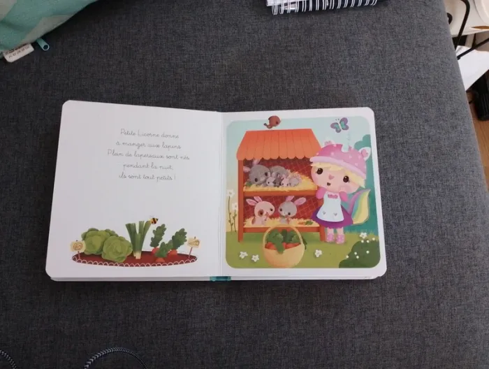 Livre - Petite Licorne découvre la ferme - photo numéro 2