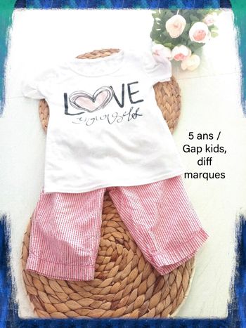 5 ans Ensemble gapkids et diff marques Tee-shirt coeur et short rose a rayures blanc print été /excellent état