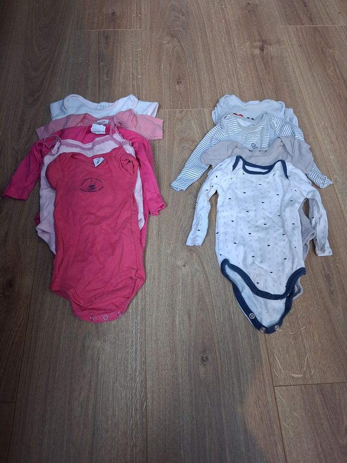 Lot de 9 bodies fille