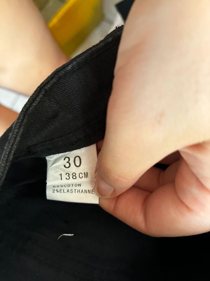 Jean noir - photo numéro 5