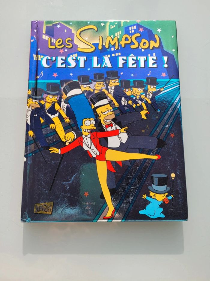 3 BD Les Simpson : Sable chaud à gogo, totalement déjantés, c'est la fête - photo numéro 2