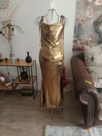 Robe de soirée doré