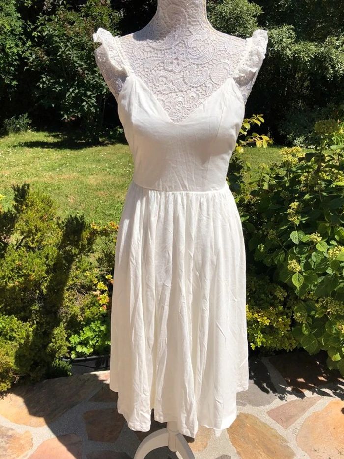 Robe H&M neuve taille 38 - photo numéro 5