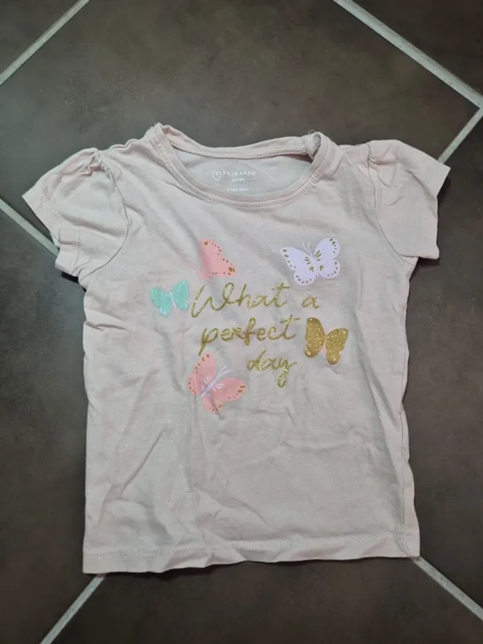 TEE shirt