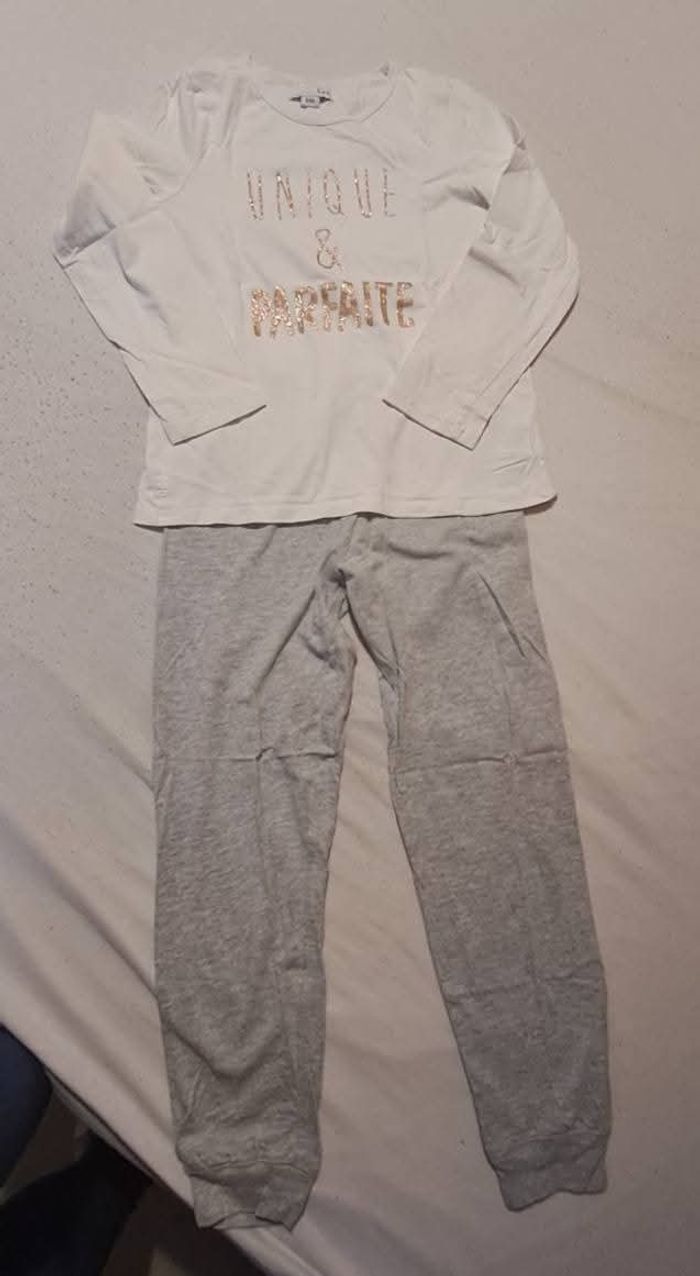 Lot vêtements fille 10 ans - photo numéro 8