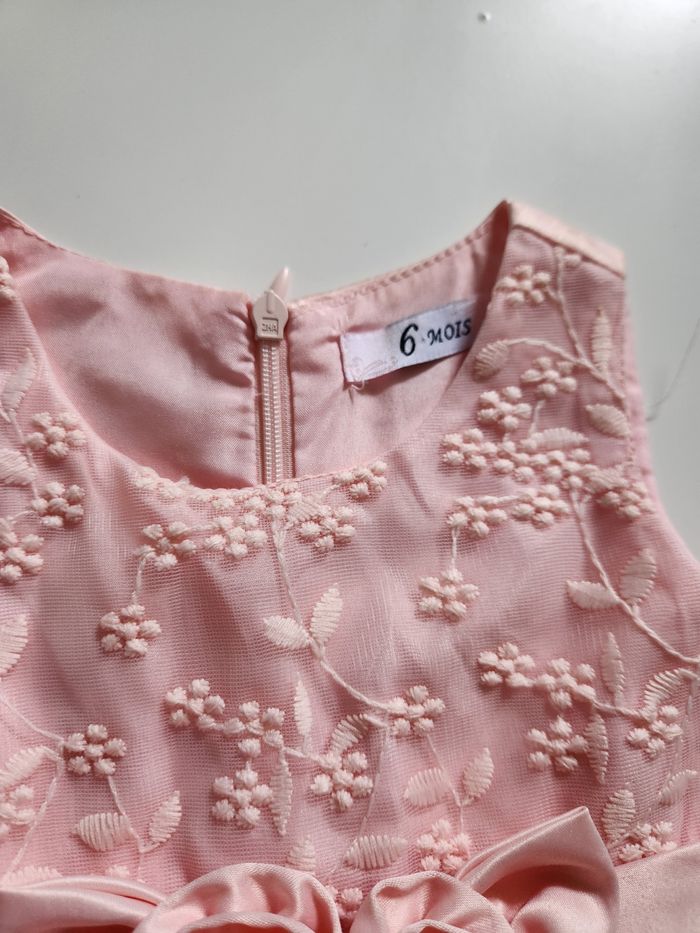 Robe cérémonie neuve - photo numéro 3