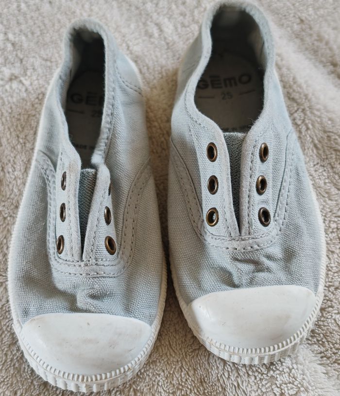 Chaussure en toile