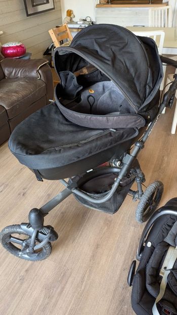 Poussette  trio tout compris
